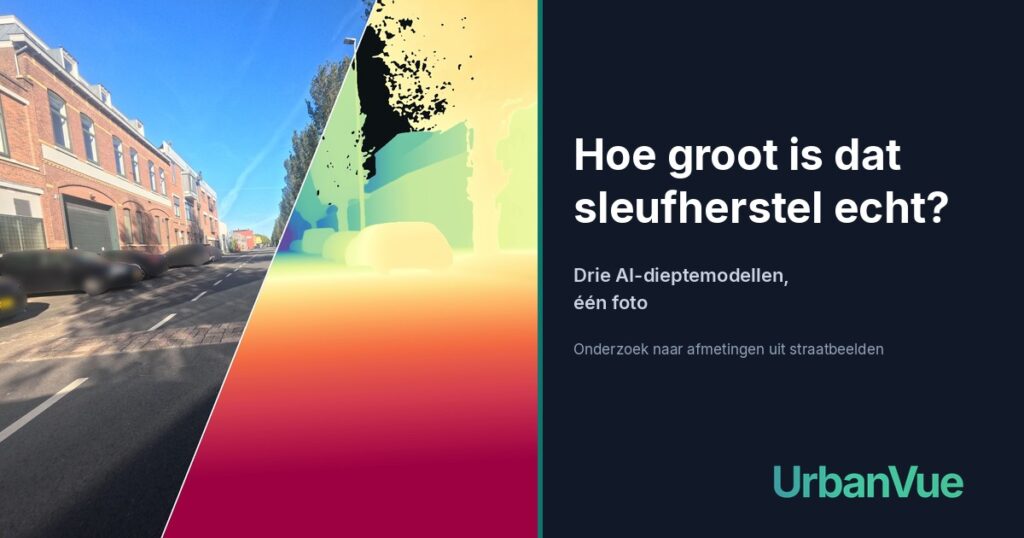 Straatbeeld met sleufherstel in asfalt dat diagonaal overgaat in een gekleurde dieptekaart, naast de titel Hoe groot is dat sleufherstel echt?